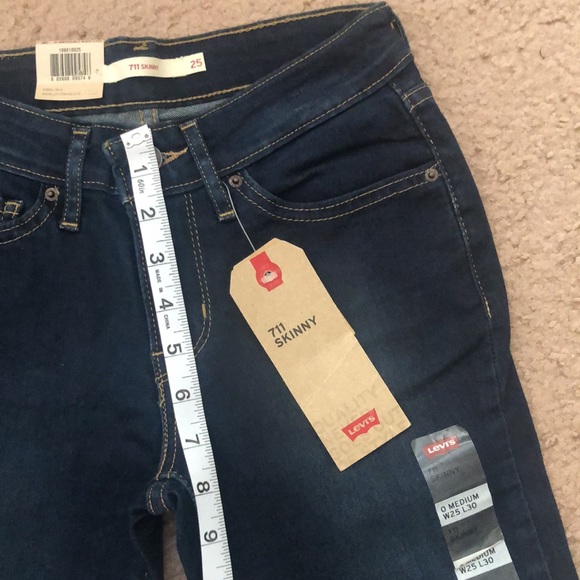 LEVI’S 711 SKINNY, MID RISE, SLIM THROUGH, HIP AND THIGH / 0 MEDIUM / W2… 🍂 - Picture 7 of 9
